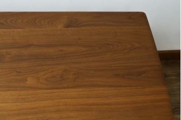 中古　キタニ(KITANI)　Marilyn(マリリン)シリーズ　IE-165DT　ウォールナット材　枝状に削り出した脚が特徴のダイニングテーブル　定価約50万円　(R-086211)