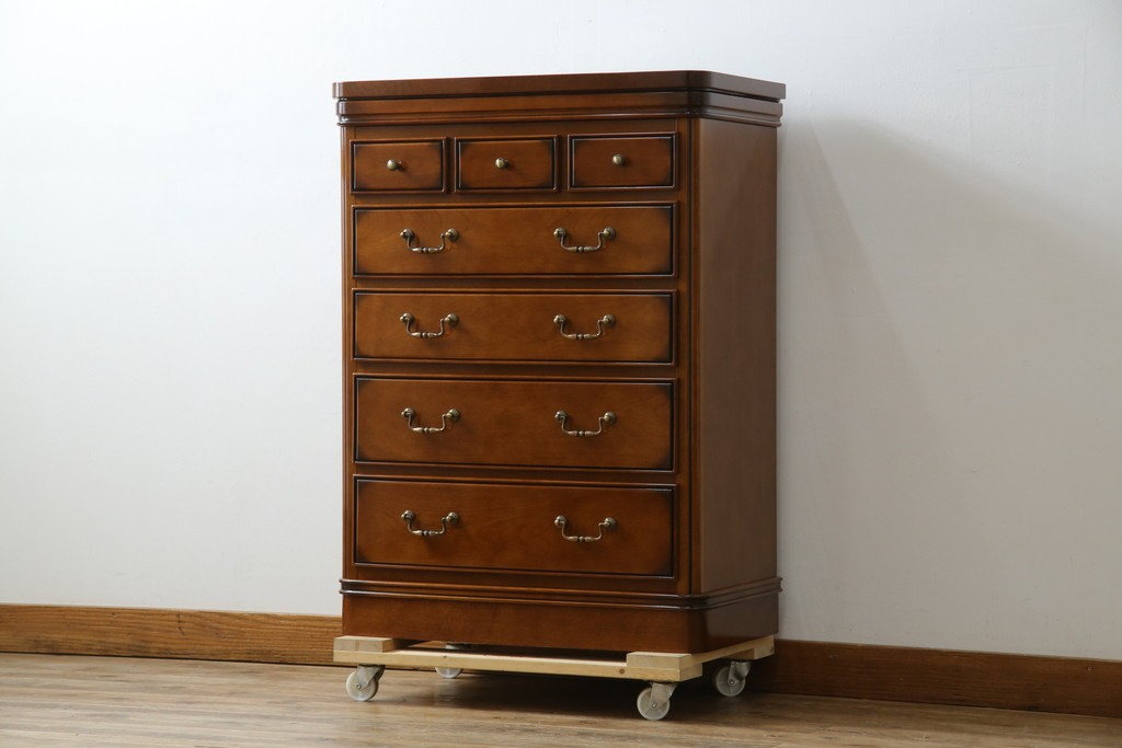 中古　美品　maruni(マルニ木工)　高級ライン ブリタニアシリーズ　アンティーク調の深い色合い×クラシカルな引き手が魅力のチェスト66　定価約54万円　(R-086213)