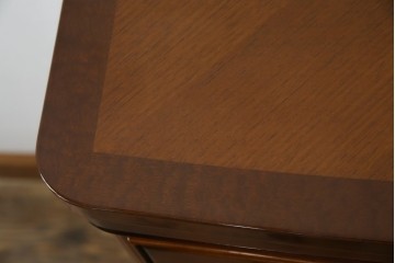 中古　美品　maruni(マルニ木工)　高級ライン ブリタニアシリーズ　アンティーク調の深い色合い×クラシカルな引き手が魅力のチェスト66　定価約54万円　(R-086213)