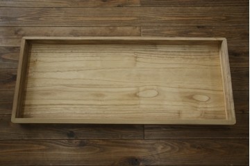 中古　美品　伝統工芸品　一級技能士 有本一郎作・久光刻　繊細な彫刻が美しい加茂総桐箪笥　定価約150万円　(R-086221)