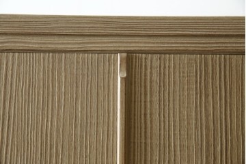 中古　美品　伝統工芸品　一級技能士 有本一郎作・久光刻　繊細な彫刻が美しい加茂総桐箪笥　定価約150万円　(R-086221)