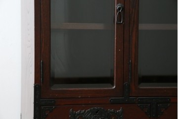 中古　欅産業　仙台民芸箪笥(仙台箪笥)　重厚な金具が魅力的な引き出し3杯付きのサイドボード　定価約60万円　(R-086222)