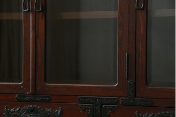 中古　欅産業　仙台民芸箪笥(仙台箪笥)　重厚な金具が魅力的な引き出し3杯付きのサイドボード　定価約60万円　(R-086222)