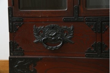 中古　欅産業　仙台民芸箪笥(仙台箪笥)　重厚な金具が魅力的な引き出し3杯付きのサイドボード　定価約60万円　(R-086222)