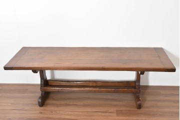 中古　美品　高級!　TARPAC社(タルパック)　PTイニシャル　栗材　イタリア職人手作りの重厚感あふれるダイニングテーブル　定価約120万円　(R-086225)