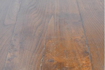 中古　美品　高級!　TARPAC社(タルパック)　PTイニシャル　栗材　イタリア職人手作りの重厚感あふれるダイニングテーブル　定価約120万円　(R-086225)