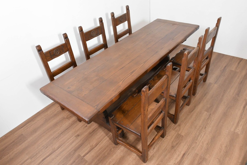 中古　美品　高級!　TARPAC社(タルパック)　PTイニシャル　栗材　イタリア職人手作りの重厚感あふれるダイニングテーブル　定価約120万円　(R-086225)