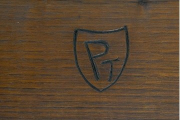 中古　美品　高級!　TARPAC社(タルパック)　PTイニシャル　栗材　イタリア職人手作りの重厚感あふれるダイニングテーブル　定価約120万円　(R-086225)