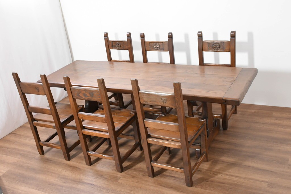 中古　美品　高級!　TARPAC社(タルパック)　PTイニシャル　栗材　イタリア職人手作りの重厚感あふれるダイニングテーブル　定価約120万円　(R-086225)
