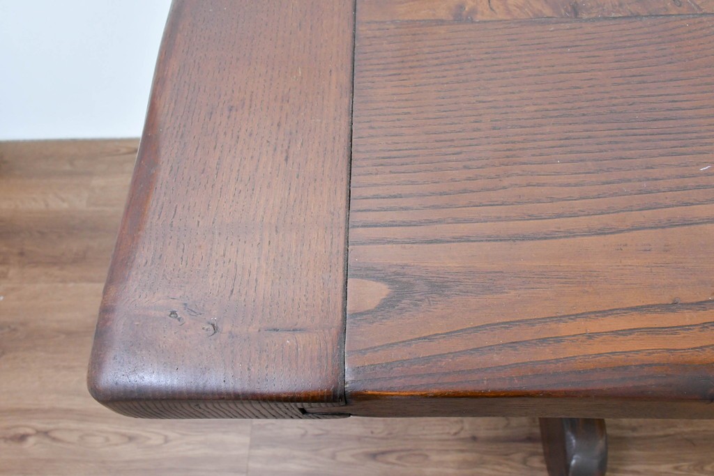 中古　美品　高級!　TARPAC社(タルパック)　PTイニシャル　栗材　イタリア職人手作りの重厚感あふれるダイニングテーブル　定価約120万円　(R-086225)