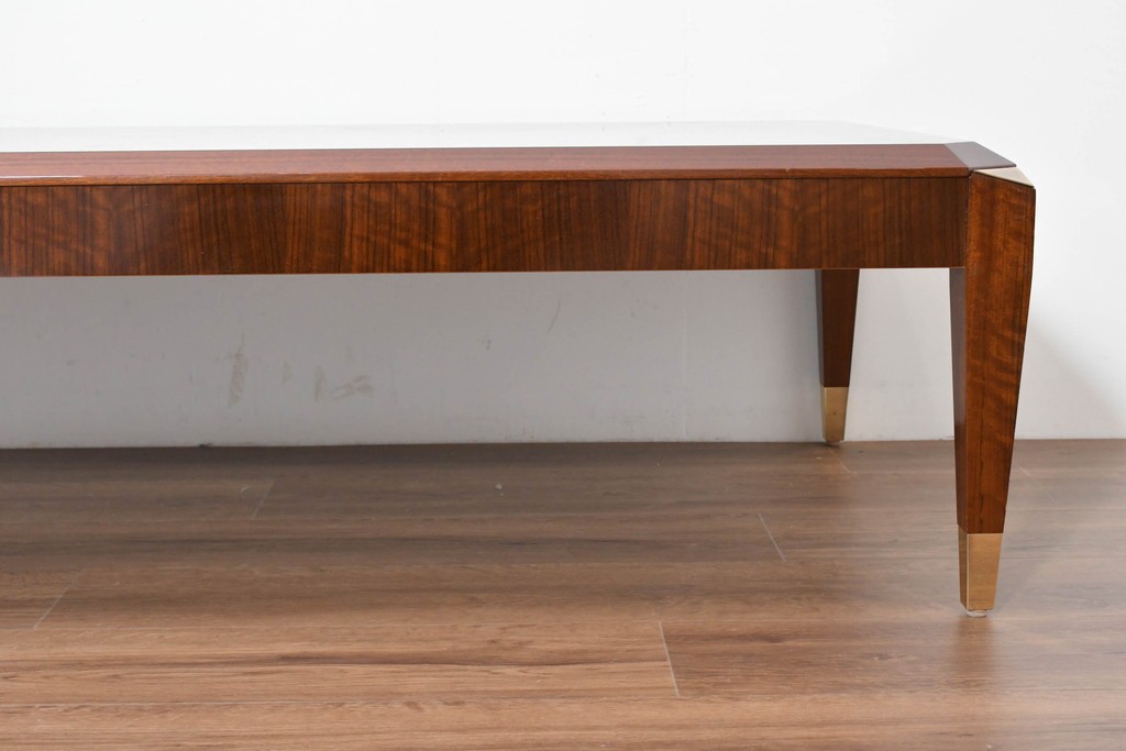 中古　美品　カリモク家具(karimoku)　domani(ドマーニ)　Forza(フォルザ)シリーズ　美しい杢目が広がる天板と金色のアクセントが映えるローテーブル　定価約45万円　(R-086226)