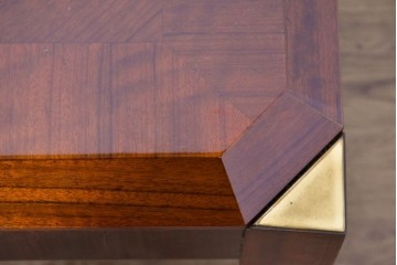 中古　美品　カリモク家具(karimoku)　domani(ドマーニ)　Forza(フォルザ)シリーズ　美しい杢目が広がる天板と金色のアクセントが映えるローテーブル　定価約45万円　(R-086226)