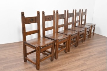 中古　美品　高級!　イタリア職人手作り品　TARPAC社(タルパック)　PTイニシャル　栗材　背板に彫刻意匠を施したダイニングチェア6脚セット　定価(6脚合計)約113万円　(R-086227)