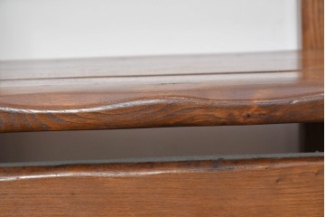 中古　美品　高級!　イタリア職人手作り品　TARPAC社(タルパック)　PTイニシャル　栗材　背板に彫刻意匠を施したダイニングチェア6脚セット　定価(6脚合計)約113万円　(R-086227)