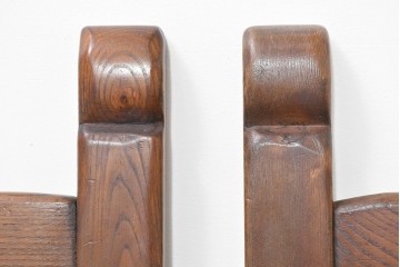 中古　美品　高級!　イタリア職人手作り品　TARPAC社(タルパック)　PTイニシャル　栗材　背板に彫刻意匠を施したダイニングチェア6脚セット　定価(6脚合計)約113万円　(R-086227)