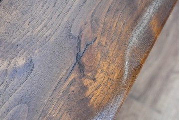 中古　美品　高級!　イタリア職人手作り品　TARPAC社(タルパック)　PTイニシャル　栗材　背板に彫刻意匠を施したダイニングチェア6脚セット　定価(6脚合計)約113万円　(R-086227)