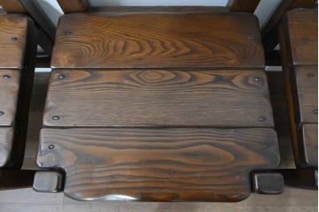 中古　美品　高級!　イタリア職人手作り品　TARPAC社(タルパック)　PTイニシャル　栗材　背板に彫刻意匠を施したダイニングチェア6脚セット　定価(6脚合計)約113万円　(R-086227)