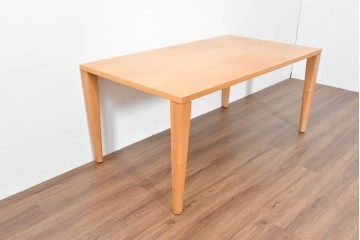 中古　arflex(アルフレックス)　NS2F　シンプルなデザインが魅力のダイニングテーブル　定価約25万円　(R-086228)