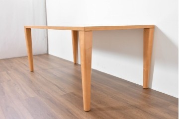 中古　arflex(アルフレックス)　NS2F　シンプルなデザインが魅力のダイニングテーブル　定価約25万円　(R-086228)