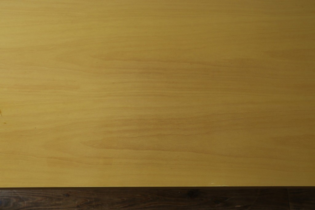 中古　arflex(アルフレックス)　NS2F　シンプルなデザインが魅力のダイニングテーブル　定価約25万円　(R-086228)