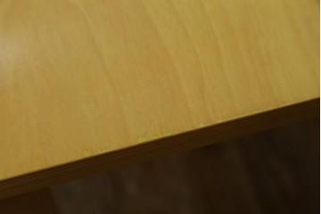 中古　arflex(アルフレックス)　NS2F　シンプルなデザインが魅力のダイニングテーブル　定価約25万円　(R-086228)