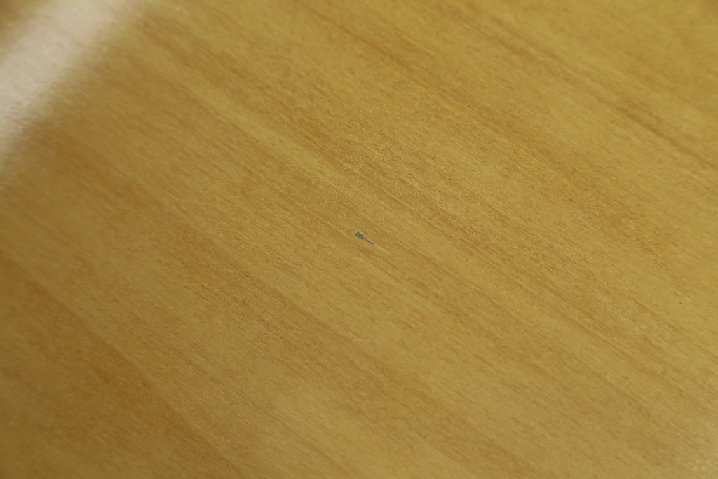 中古　arflex(アルフレックス)　NS2F　シンプルなデザインが魅力のダイニングテーブル　定価約25万円　(R-086228)