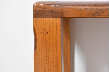 中古　VARO,S.A. VALENTI(バロッサバレンティ)　素朴な木肌が魅力のローテーブル　(R-086229)