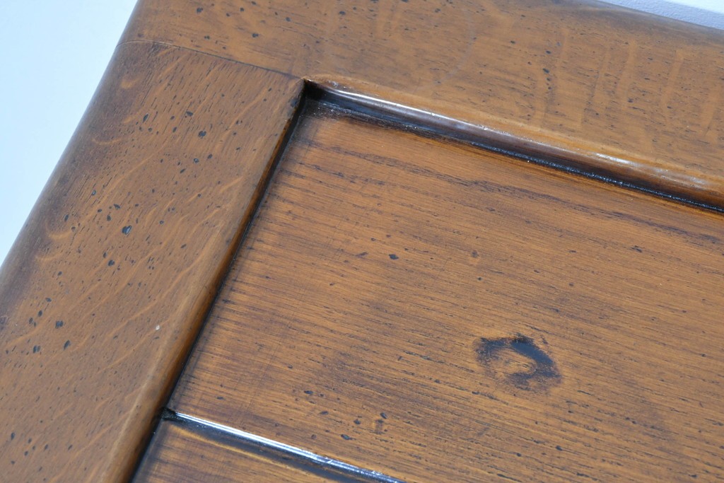 中古　VARO,S.A. VALENTI(バロッサバレンティ)　素朴な木肌が魅力のローテーブル　(R-086229)