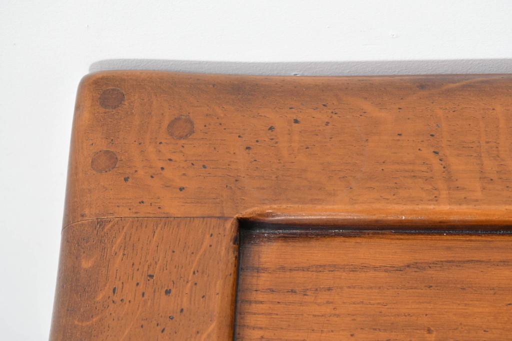 中古　VARO,S.A. VALENTI(バロッサバレンティ)　素朴な木肌が魅力のローテーブル　(R-086229)