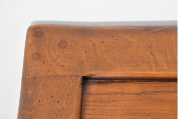 中古　VARO,S.A. VALENTI(バロッサバレンティ)　素朴な木肌が魅力のローテーブル　(R-086229)