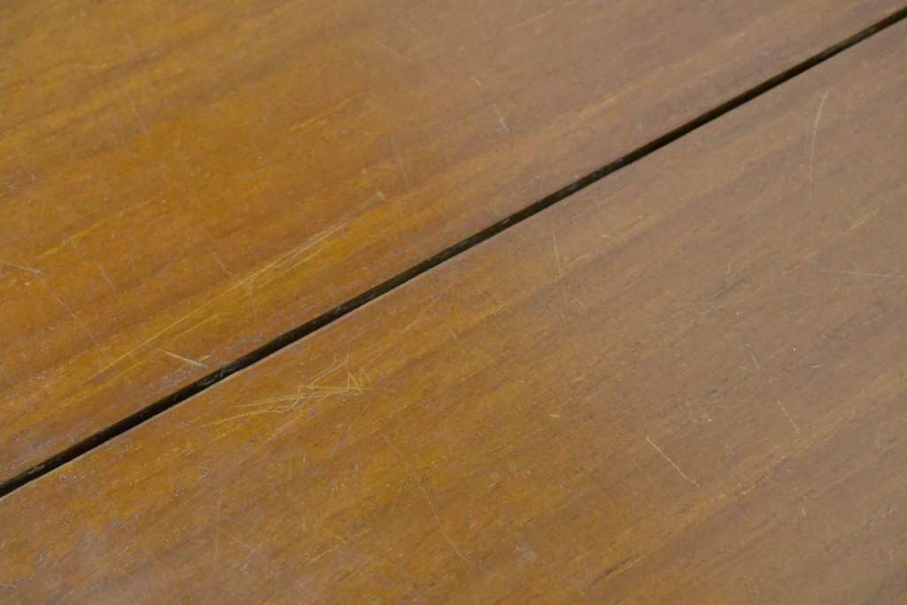 イギリスヴィンテージ　William Lawrence(ウィリアム・ローレンス)　チーク材の経年変化が楽しめるオーバル型エクステンションテーブル　(R-086230)