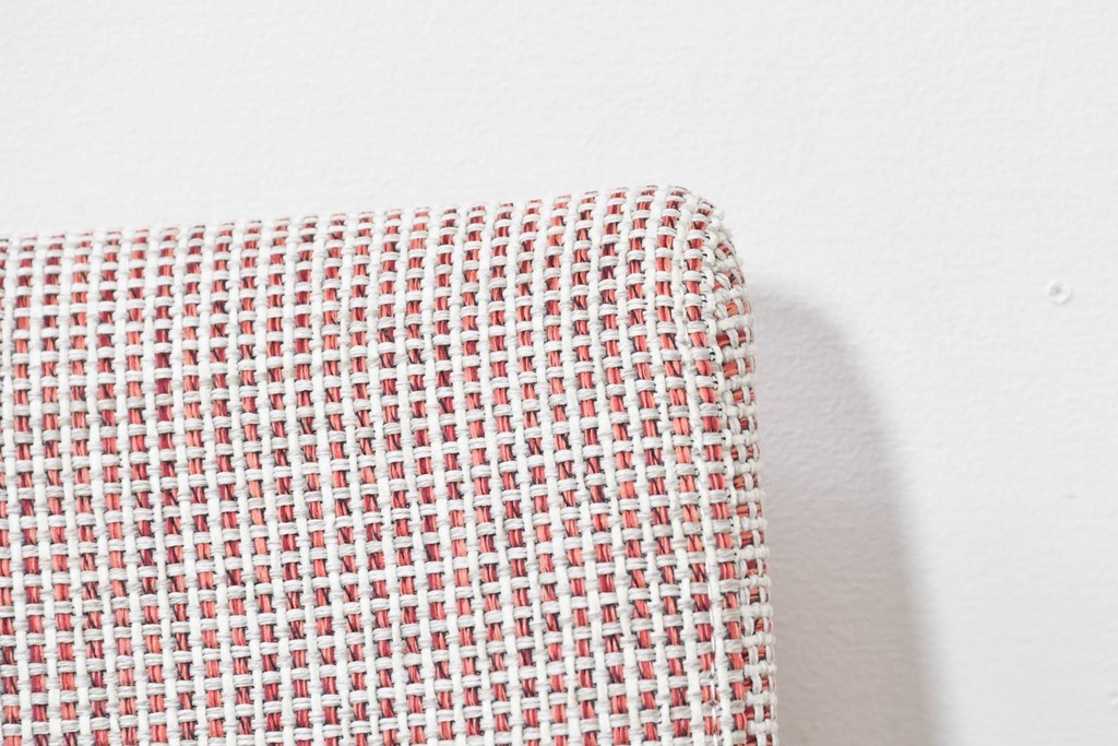 中古　美品　飛騨産業　オーク材　SEOTO(セオト)　すっきりとしたシルエットが魅力のアームチェア　定価約12万円　(R-086232)