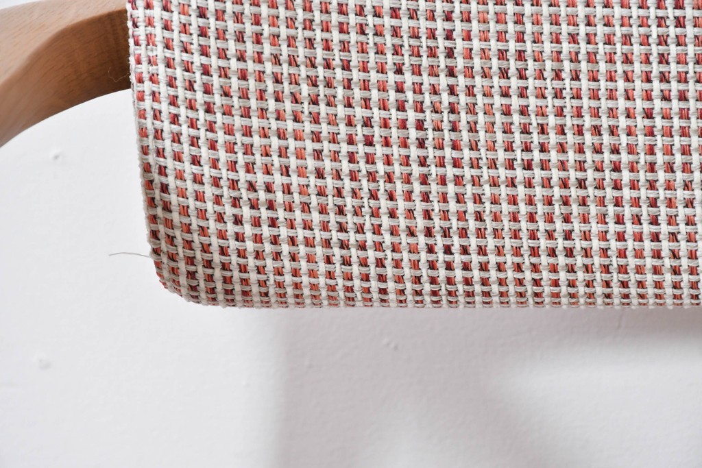 中古　美品　飛騨産業　オーク材　SEOTO(セオト)　すっきりとしたシルエットが魅力のアームチェア　定価約12万円　(R-086232)