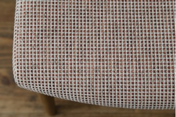 中古　美品　飛騨産業　オーク材　SEOTO(セオト)　アームのデザインがお洒落なセミアームチェア　定価約9万円　(R-086233)