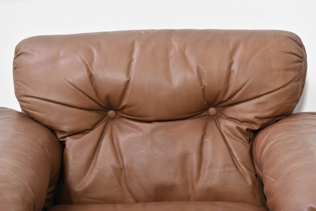 イタリアヴィンテージ　B&B イタリア(Italia)　coronado(コロナド)　レザー　希少なヴィンテージ品の1人掛けソファ2脚セット　定価(2脚合計)約150万円　(R-086234)