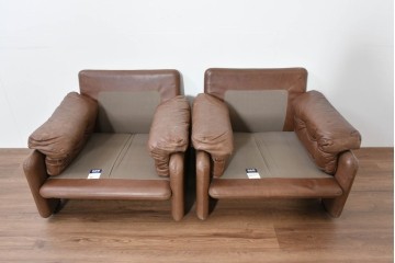 イタリアヴィンテージ　B&B イタリア(Italia)　coronado(コロナド)　レザー　希少なヴィンテージ品の1人掛けソファ2脚セット　定価(2脚合計)約150万円　(R-086234)