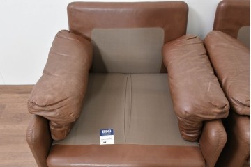 イタリアヴィンテージ　B&B イタリア(Italia)　coronado(コロナド)　レザー　希少なヴィンテージ品の1人掛けソファ2脚セット　定価(2脚合計)約150万円　(R-086234)