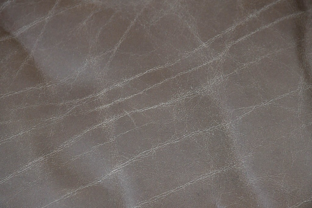 イタリアヴィンテージ　B&B イタリア(Italia)　coronado(コロナド)　レザー　希少なヴィンテージ品の1人掛けソファ2脚セット　定価(2脚合計)約150万円　(R-086234)