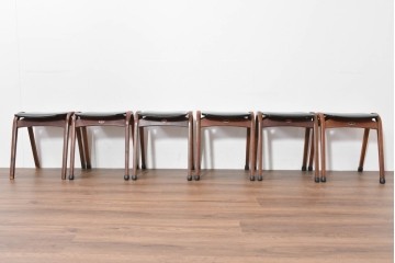 中古　秋田木工　NO.202　曲げ木の技が光る黒座面のスタッキングスツール　(R-086235)