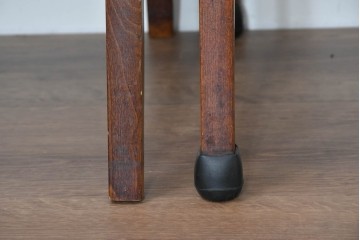 中古　秋田木工　NO.202　曲げ木の技が光る黒座面のスタッキングスツール　(R-086235)