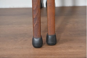 中古　秋田木工　NO.202　曲げ木の技が光る黒座面のスタッキングスツール　(R-086235)