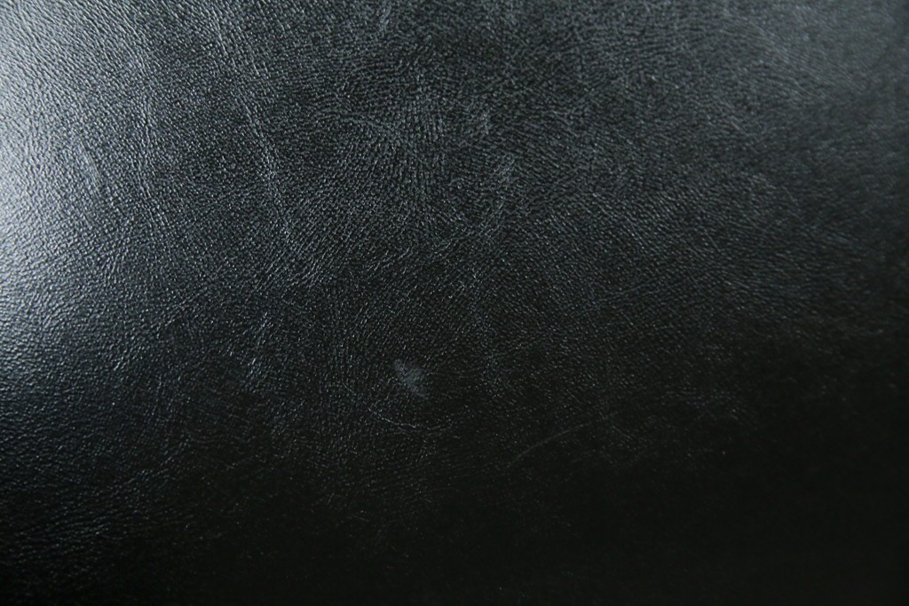 中古　秋田木工　NO.202　曲げ木の技が光る黒座面のスタッキングスツール　(R-086235)