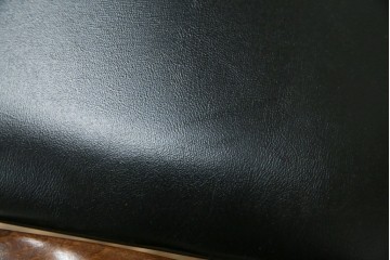 中古　秋田木工　NO.202　曲げ木の技が光る黒座面のスタッキングスツール　(R-086235)