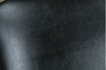 中古　秋田木工　NO.202　曲げ木の技が光る黒座面のスタッキングスツール　(R-086235)