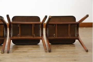 中古　秋田木工　NO.202　曲げ木の技が光る黒座面のスタッキングスツール　(R-086235)