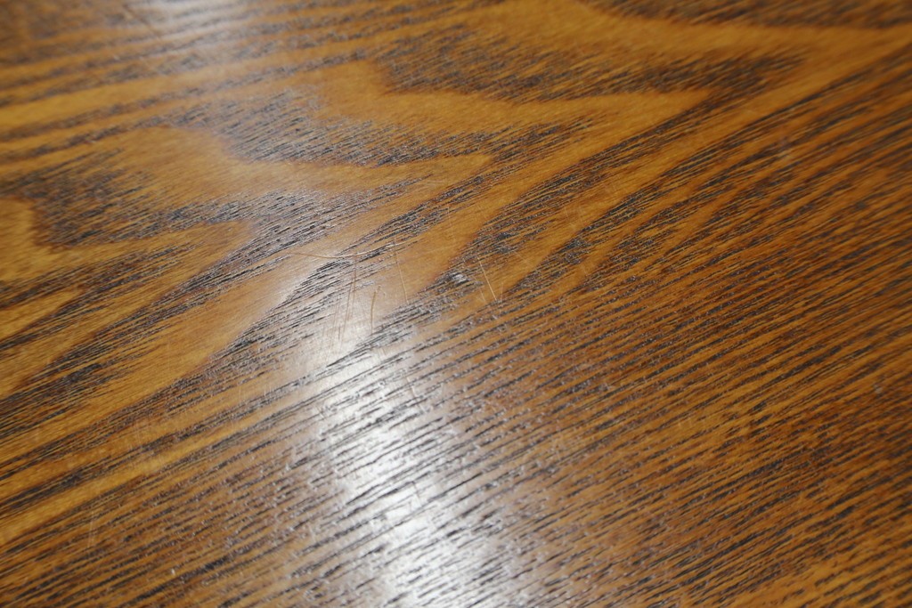 中古　閂(かんぬき)付き　龍の金具が目を引く、時代箪笥デザインのアンティーク調チェスト　(R-086236)