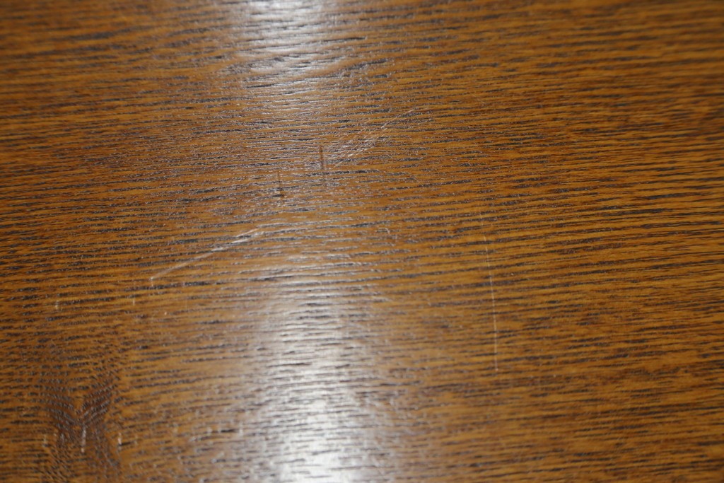 中古　閂(かんぬき)付き　龍の金具が目を引く、時代箪笥デザインのアンティーク調チェスト　(R-086236)