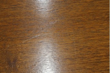 中古　閂(かんぬき)付き　龍の金具が目を引く、時代箪笥デザインのアンティーク調チェスト　(R-086236)