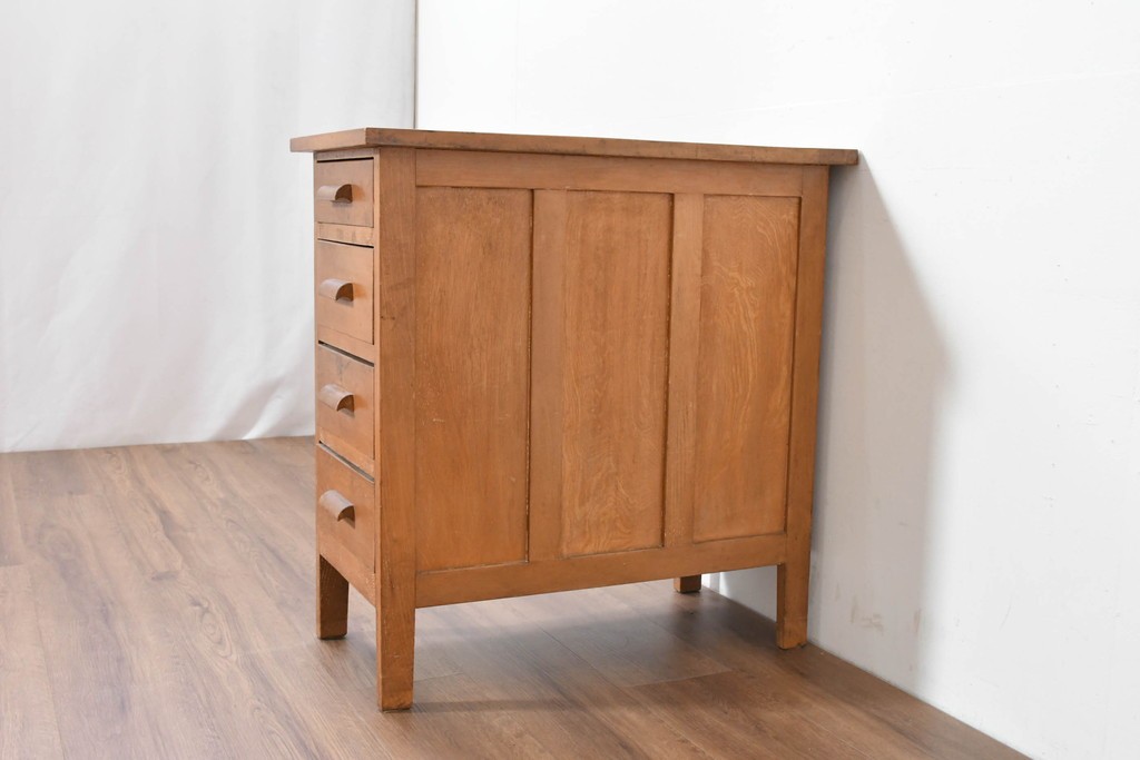 和製ヴィンテージ　栓材　素朴で落ち着いた風合いが魅力の袖机　(R-086237)