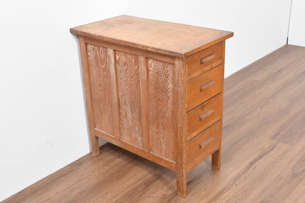 和製ヴィンテージ　栓材　素朴で落ち着いた風合いが魅力の袖机　(R-086237)